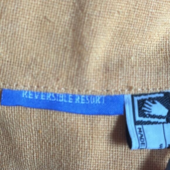 Wallaroo reversible resort wear hat - Picture 9 of 10